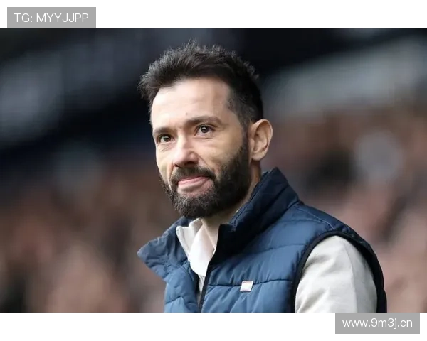 瓦伦西亚球迷持续抗议，抗议诉求与球队近期表现对赛季走势形成制约