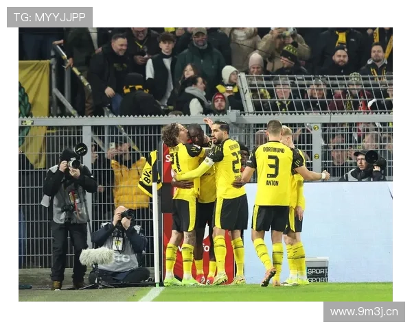 多特争冠稳定性不足问题：赛季关键阶段竞争压力加剧，表现波动影响走势